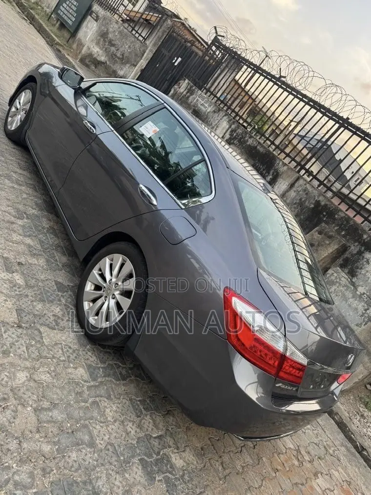 Honda Accord EX-L 4dr Sedan w/Navigation (2.4L 4cyl CVT) 2014 Gray