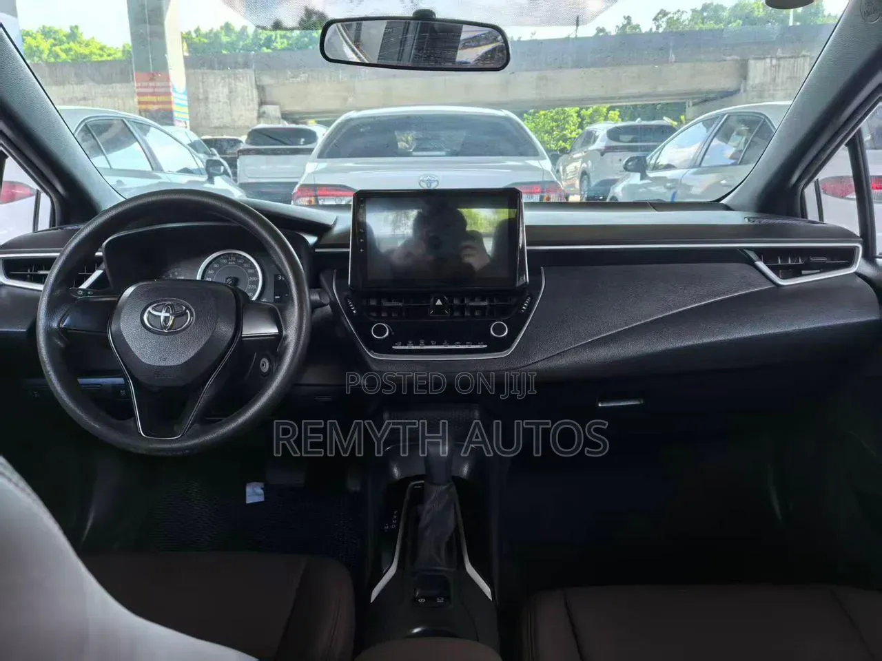 Toyota Corolla 2022 White