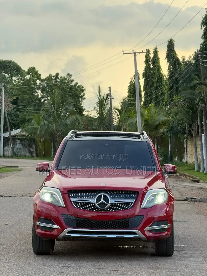 Mercedes-Benz GLK-Class 2013 Red