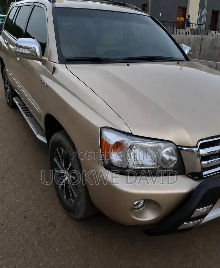 Toyota Highlander 2006 Gold