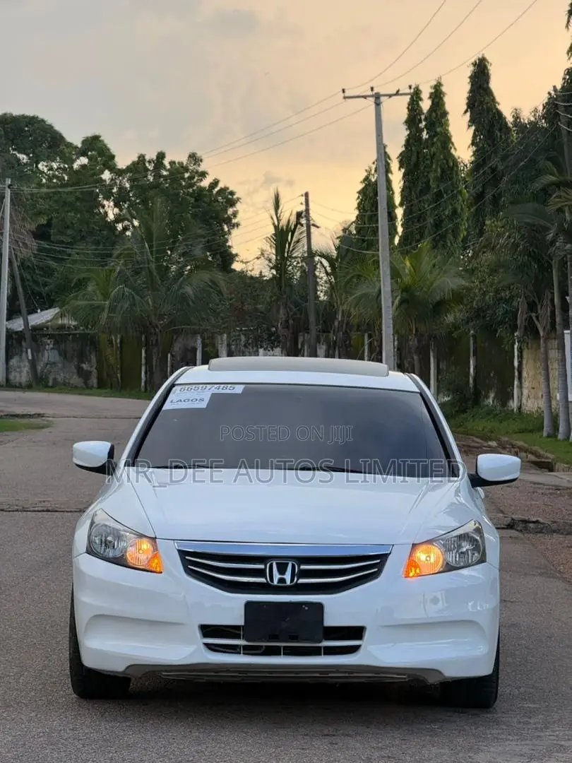 Honda Accord 2011 White