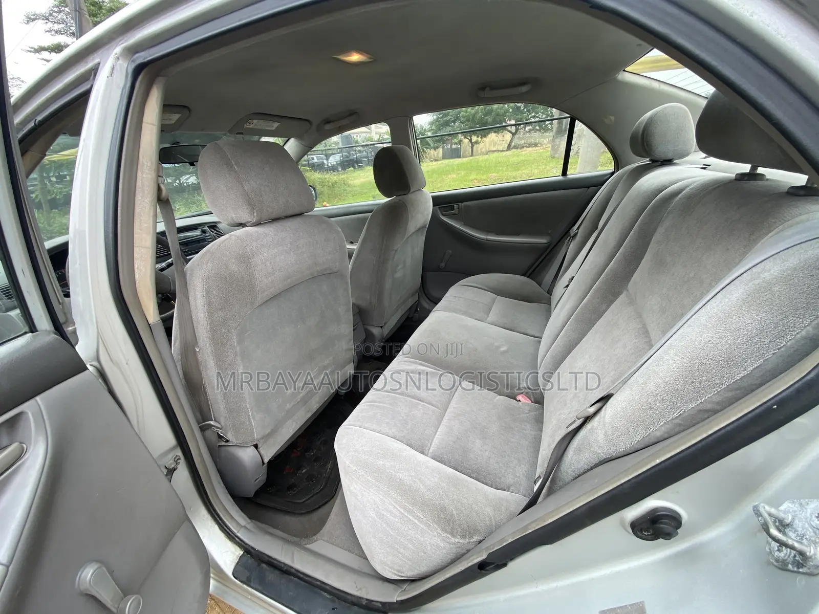 Toyota Corolla LE 2005 Silver