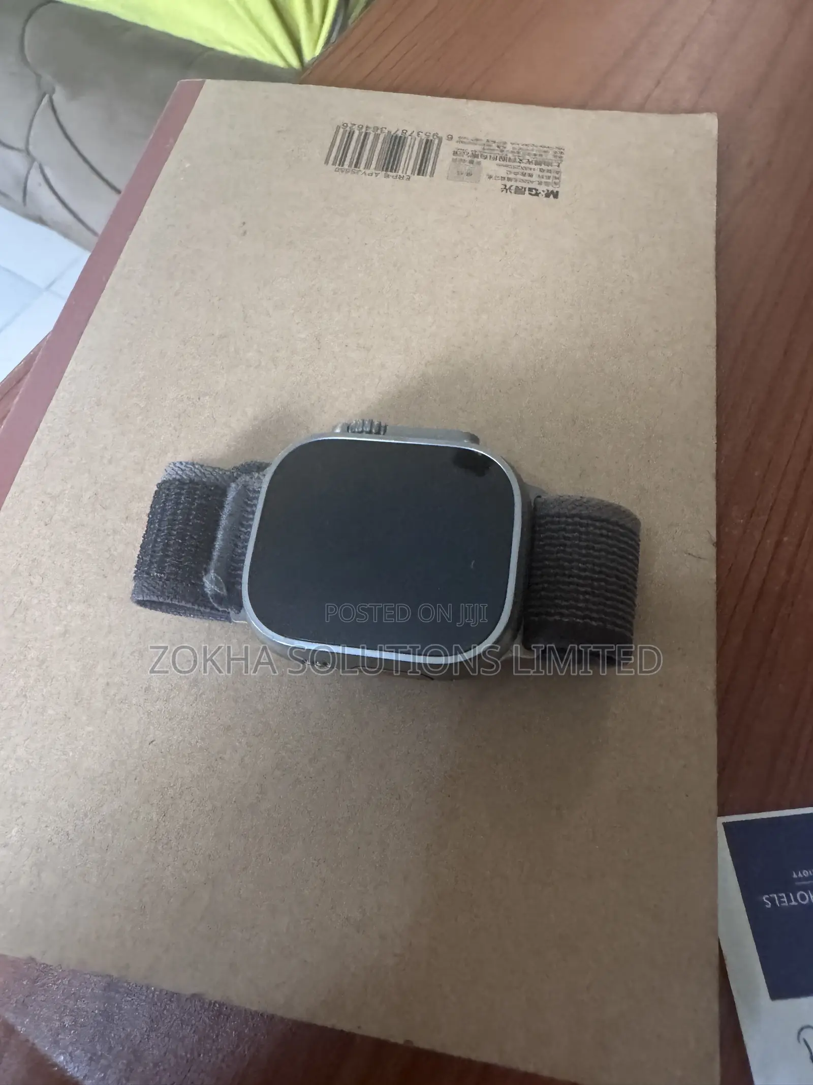 Original Apple Watch Ultra 2 – Very Clean, Scratch-Free Screen