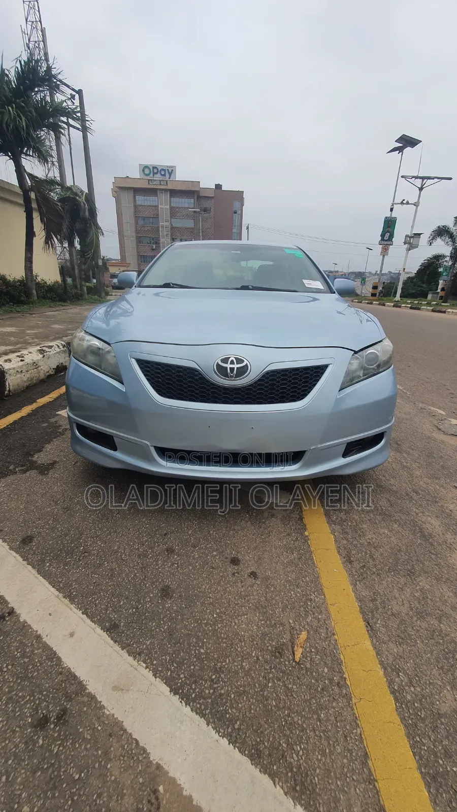 Toyota Camry SE 4dr Sedan (2.4L 4cyl 5A) 2009