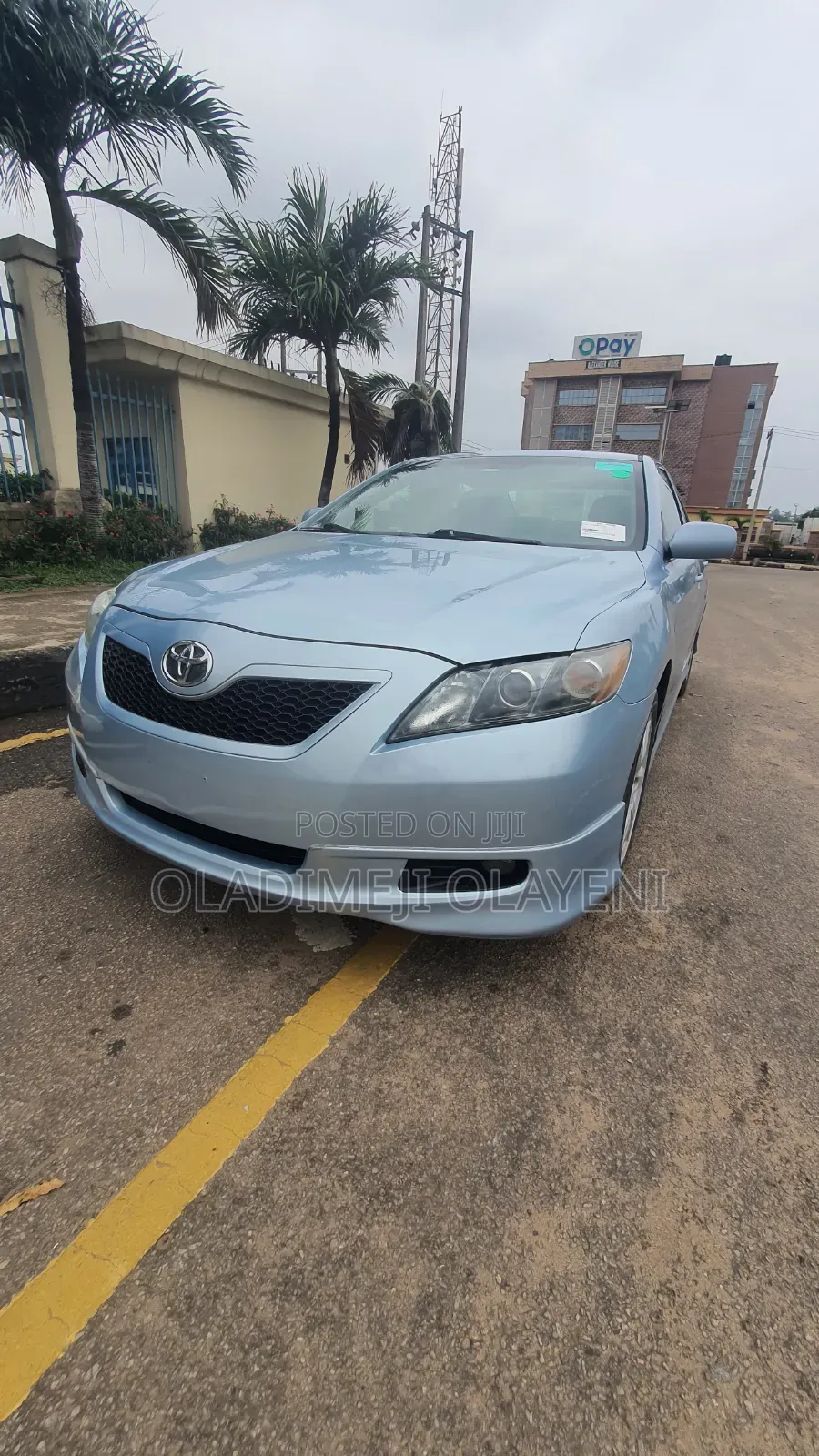 Toyota Camry SE 4dr Sedan (2.4L 4cyl 5A) 2009