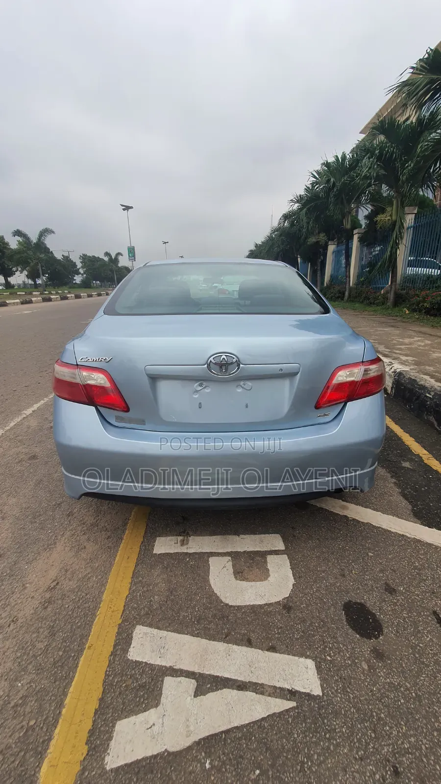 Toyota Camry SE 4dr Sedan (2.4L 4cyl 5A) 2009