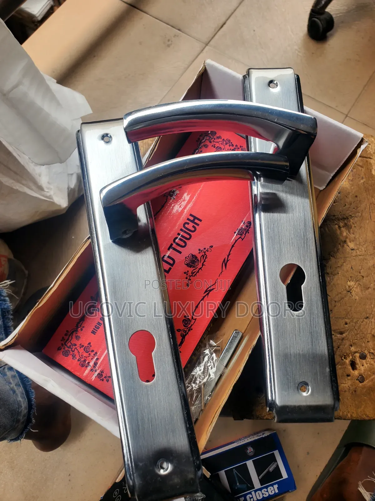 Top Quality Door Handle for Rooms and Entrance