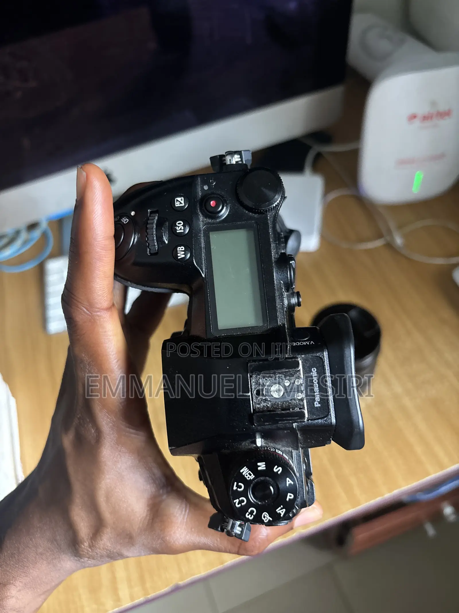 Panasonic LUMIX G9 With Leica DG 12-60mm Lens
