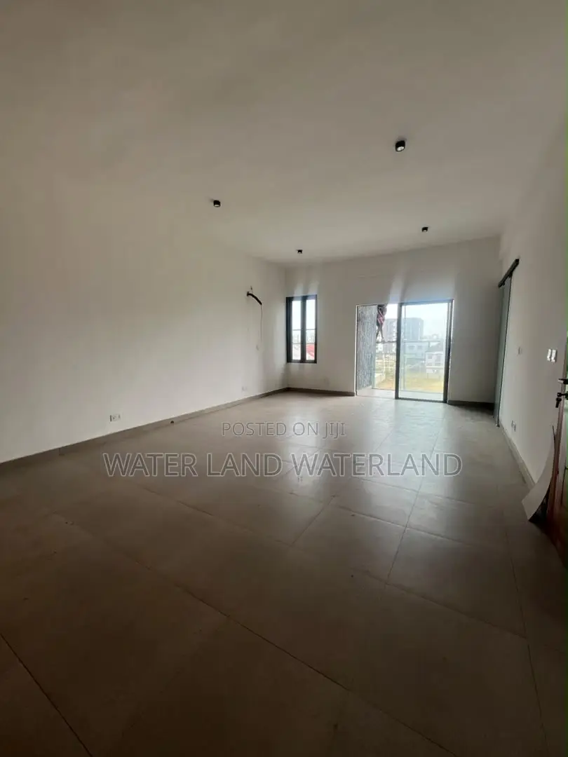 3bdrm Apartment in Sea Gate Estate, Ikate for rent