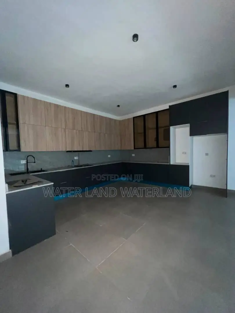 3bdrm Apartment in Sea Gate Estate, Ikate for rent