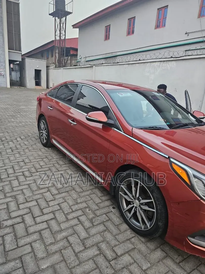 Hyundai Sonata Limited 2.0T 4dr Sedan (2.0L 4cyl Turbo 6A) 2015 Orange