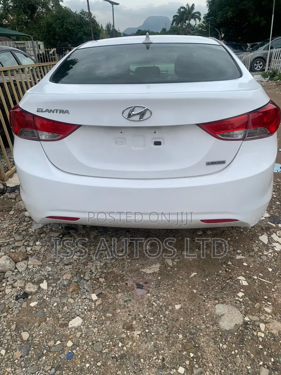 Hyundai Elantra 2014 White