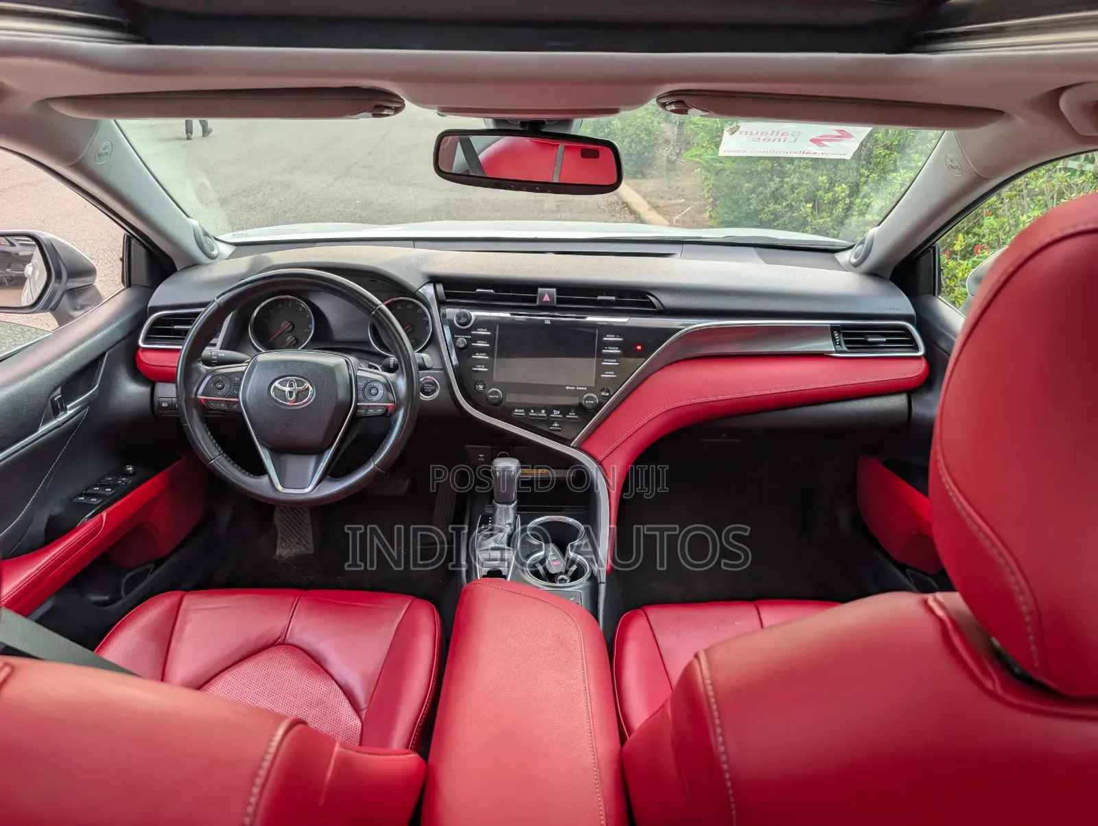 Toyota Camry XSE FWD (2.5L 4cyl 8AM) 2018 White