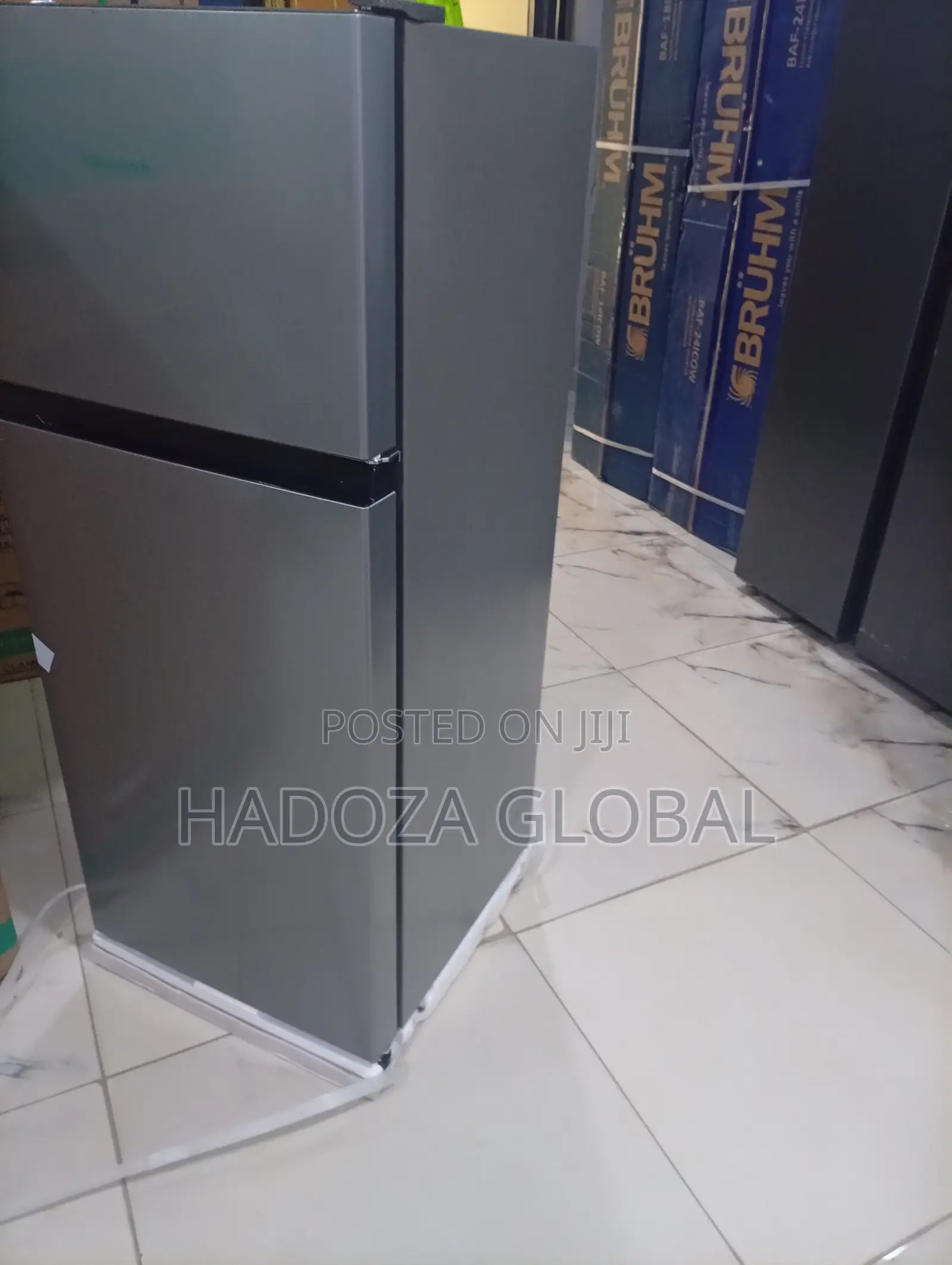 Hisense REF172DR 124L Refrigerator With Vegetable Crisper