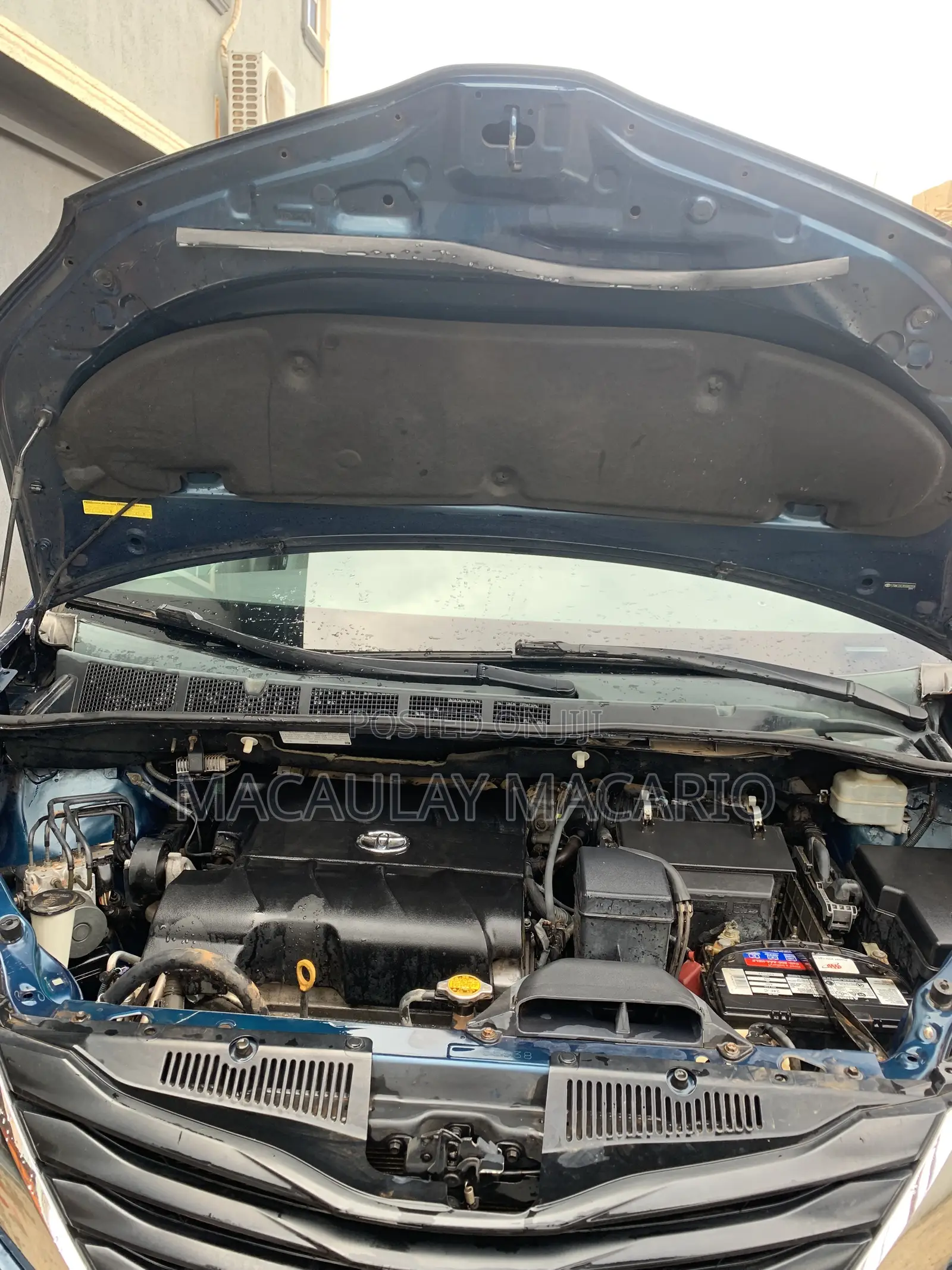 Toyota Sienna LE 7 Passenger 2011 Blue
