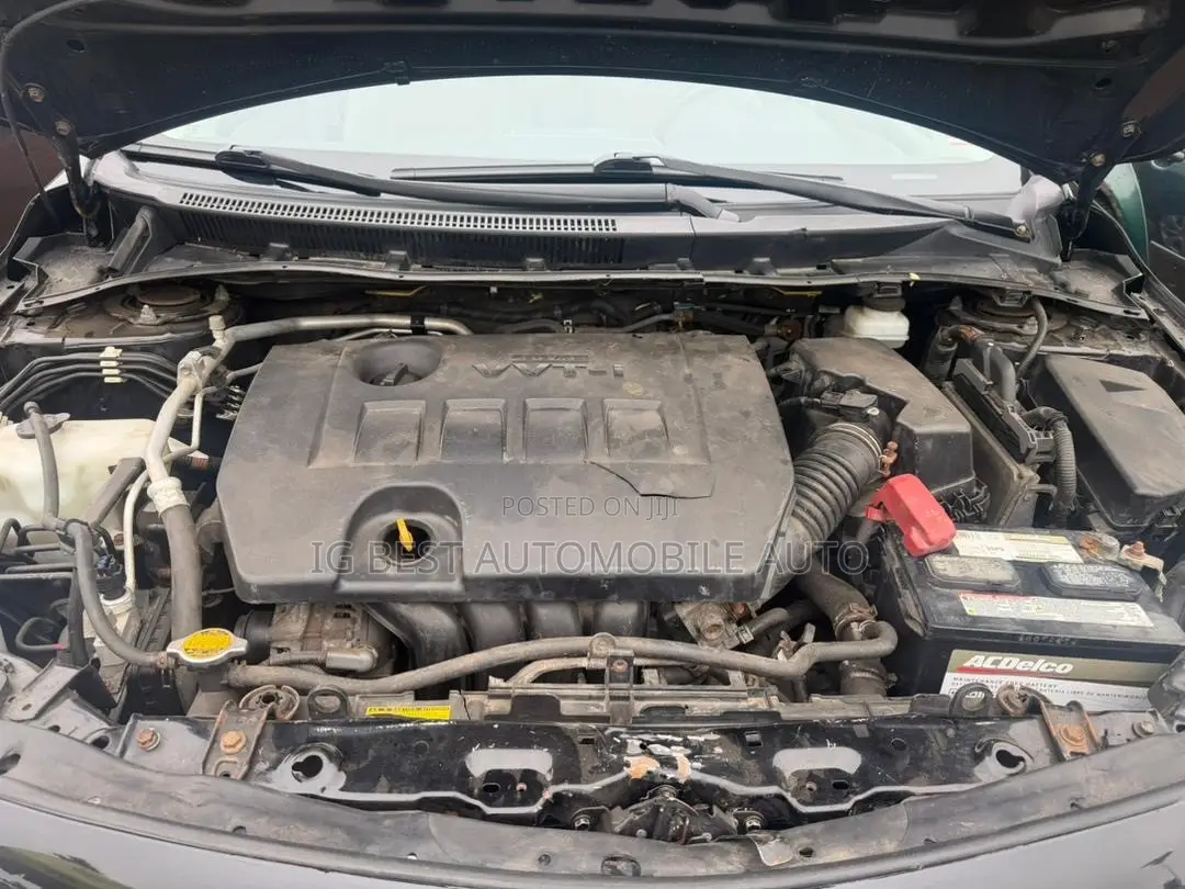 Toyota Corolla LE 4dr Sedan (1.8L 4cyl 4A) 2011 Black