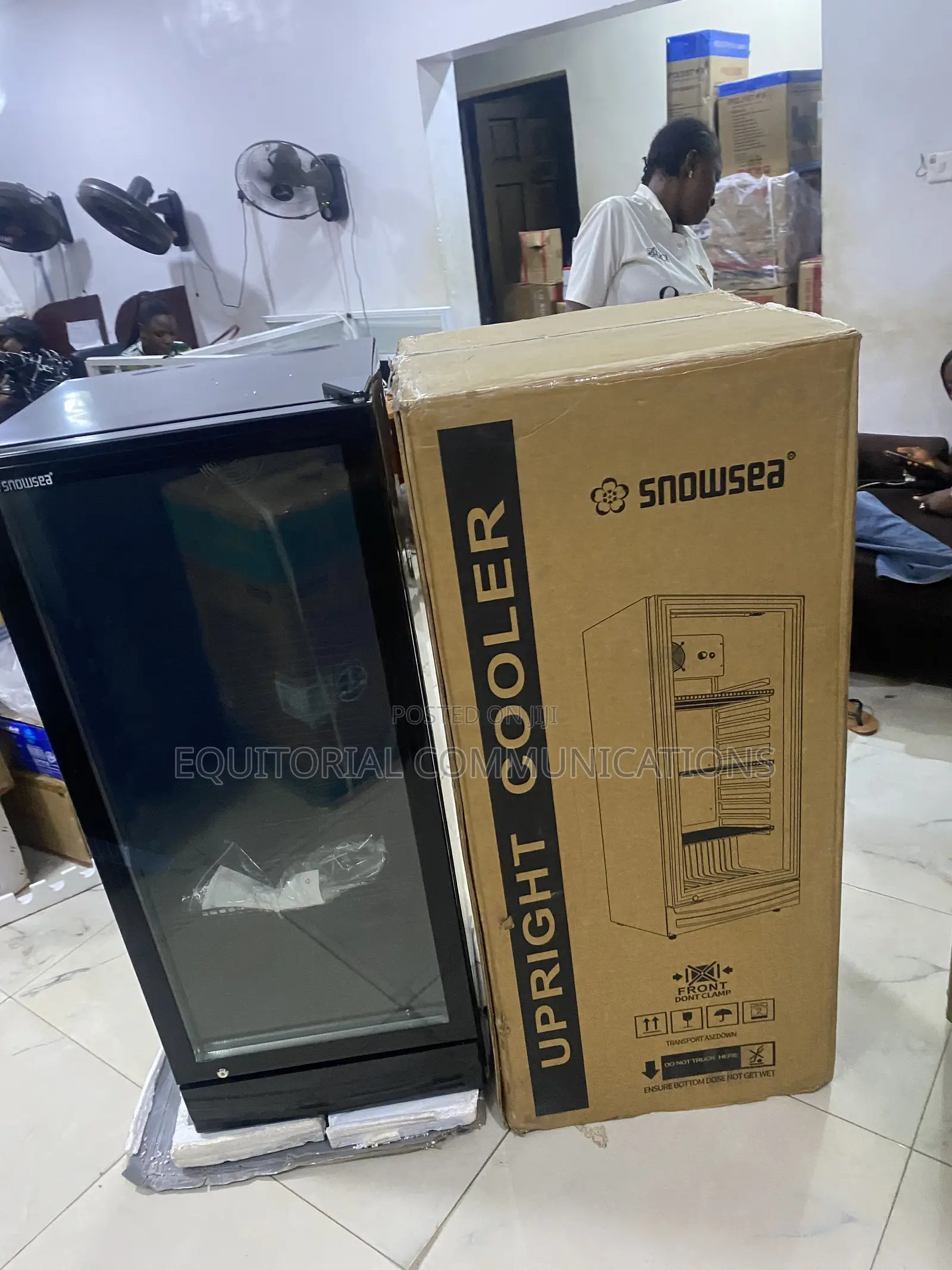 Snowsea 270 Litres Cooling Display Cabinet