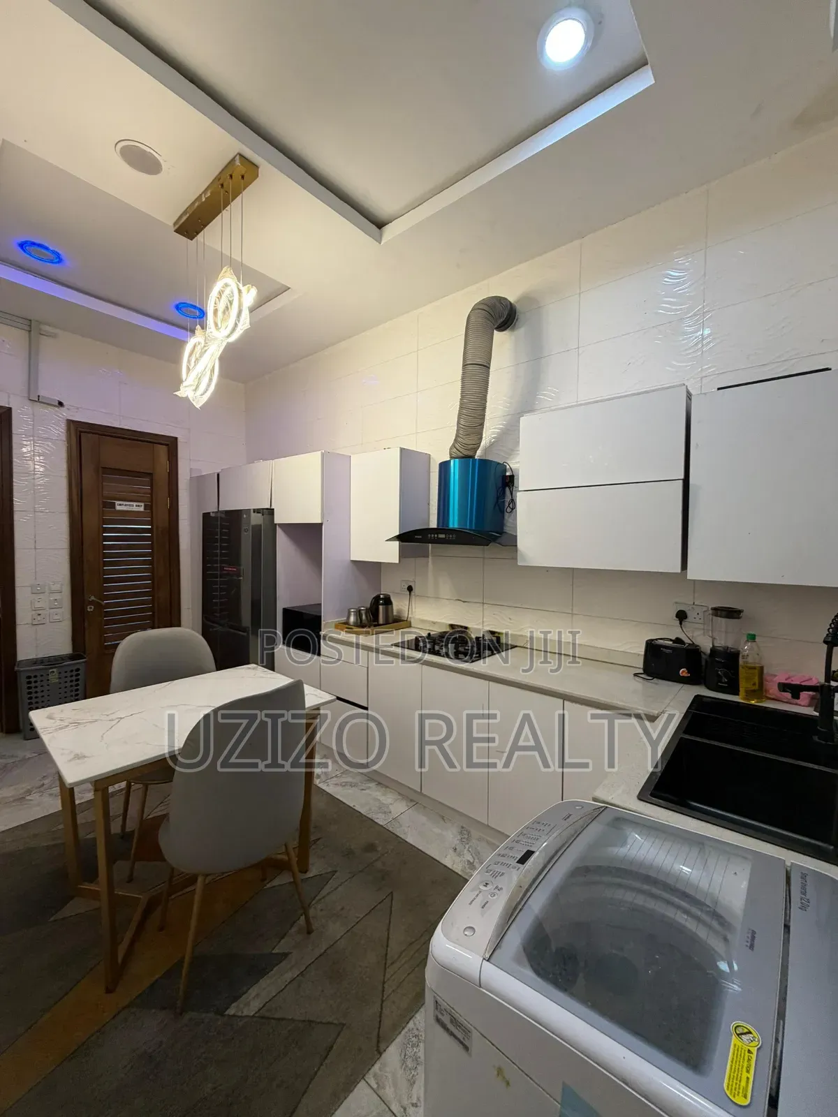Furnished 4bdrm Duplex in Vgc Harris Drive for sale