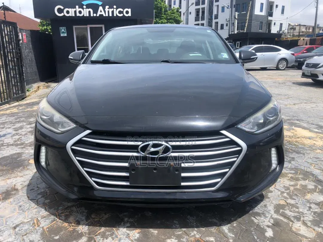 Hyundai Elantra 2017 Black