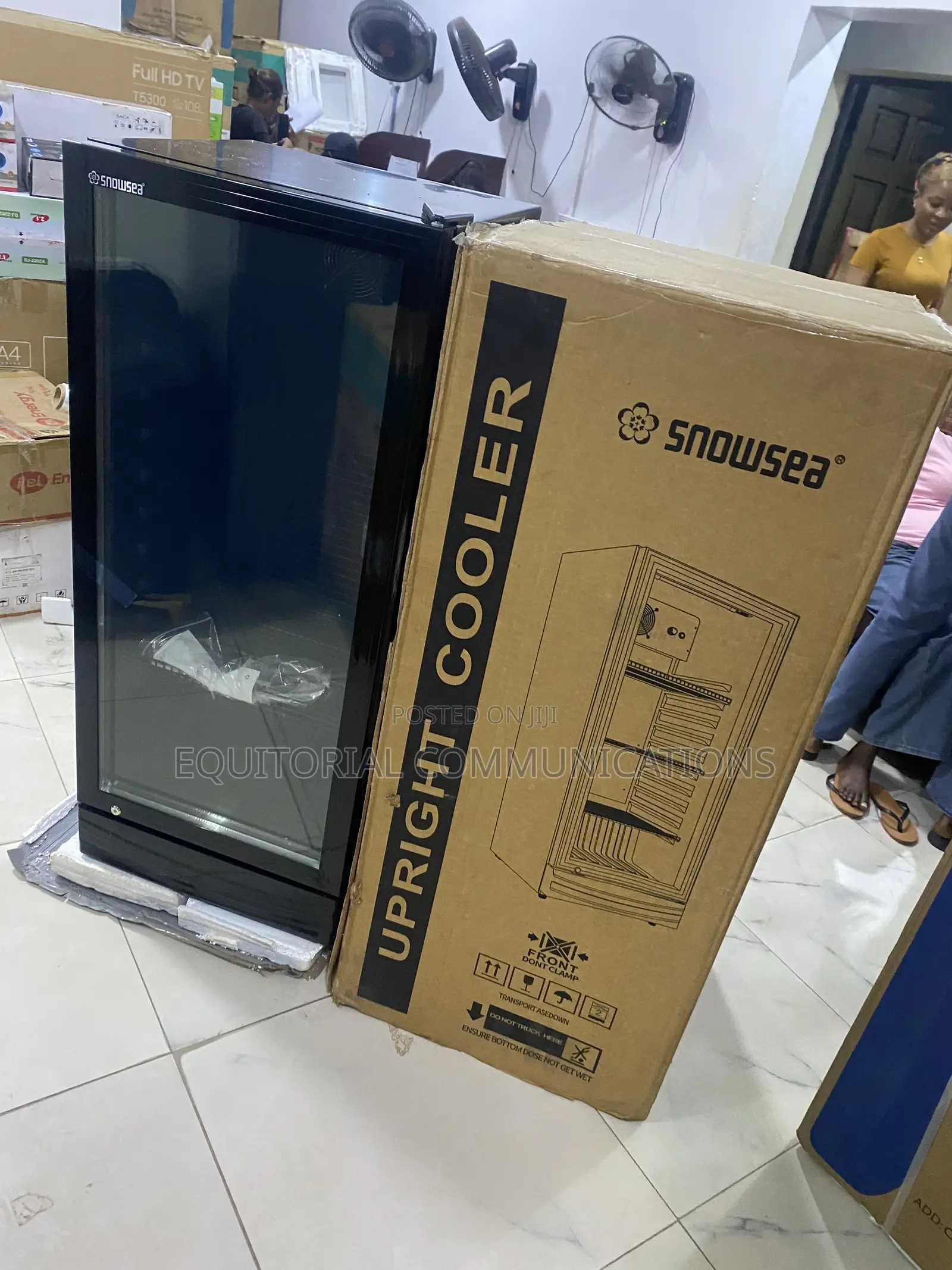 Snowsea LC-270W Retail Chilling Cabinet