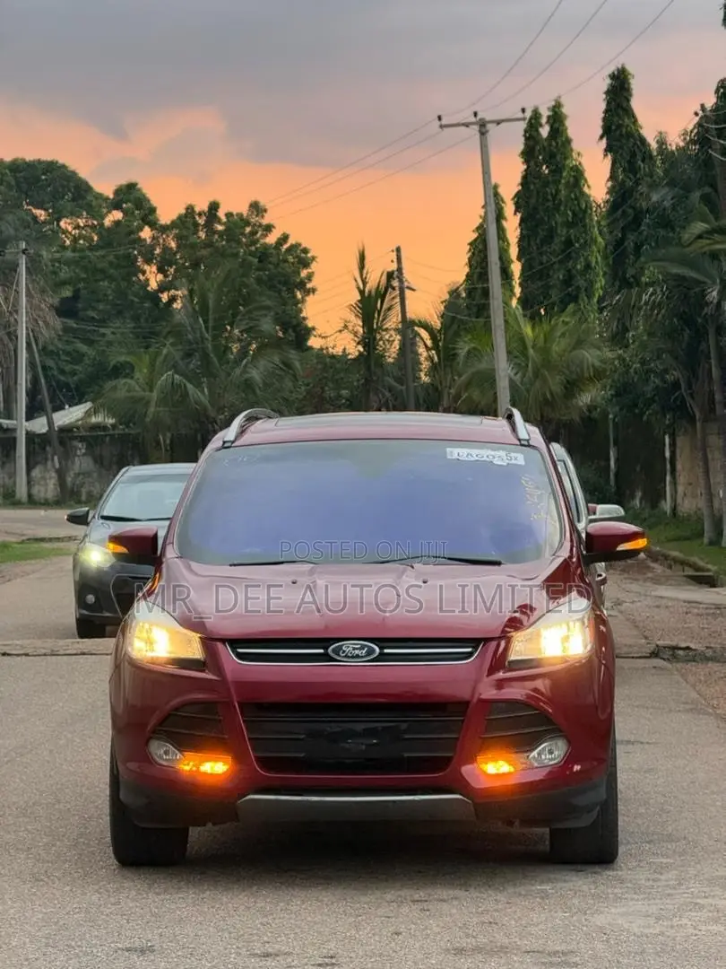 Ford Escape 2016 Maroon