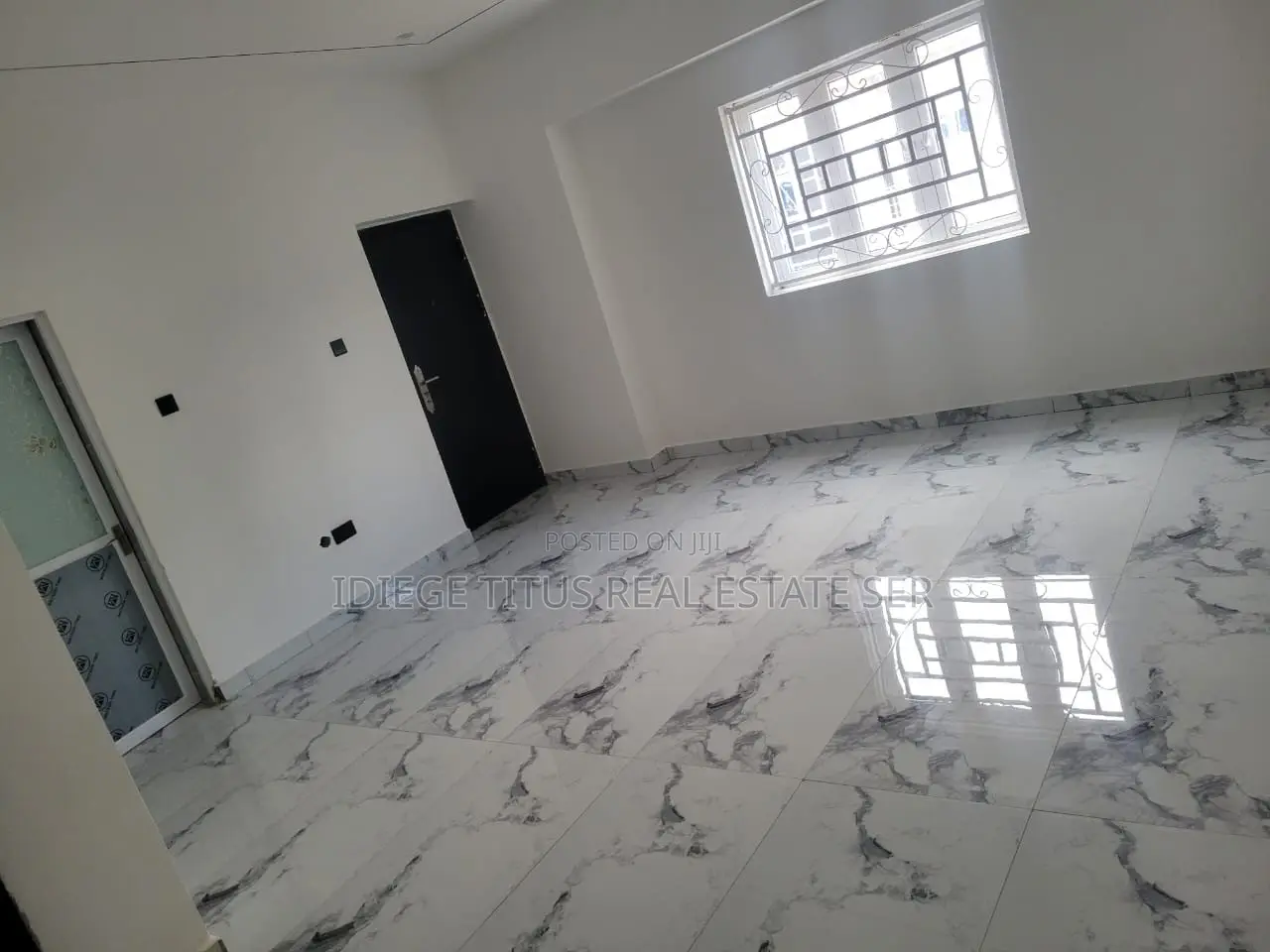 4bdrm Townhouse / Terrace in Untarred Road, Katampe (Main) for rent