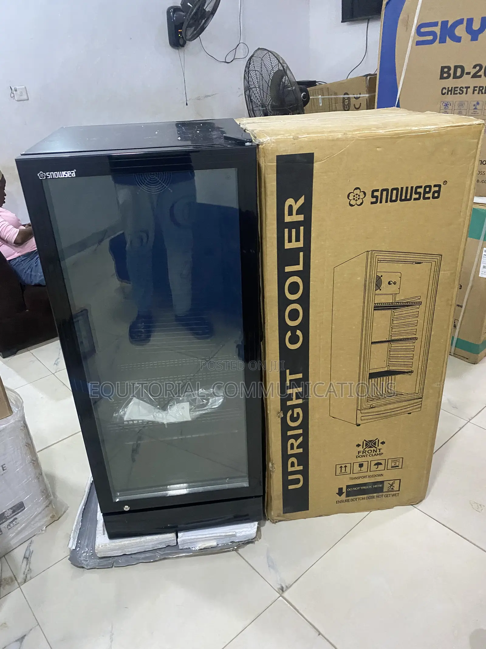 Snowsea 270L Commercial Beverage Chiller With Spacious Storage Capacit