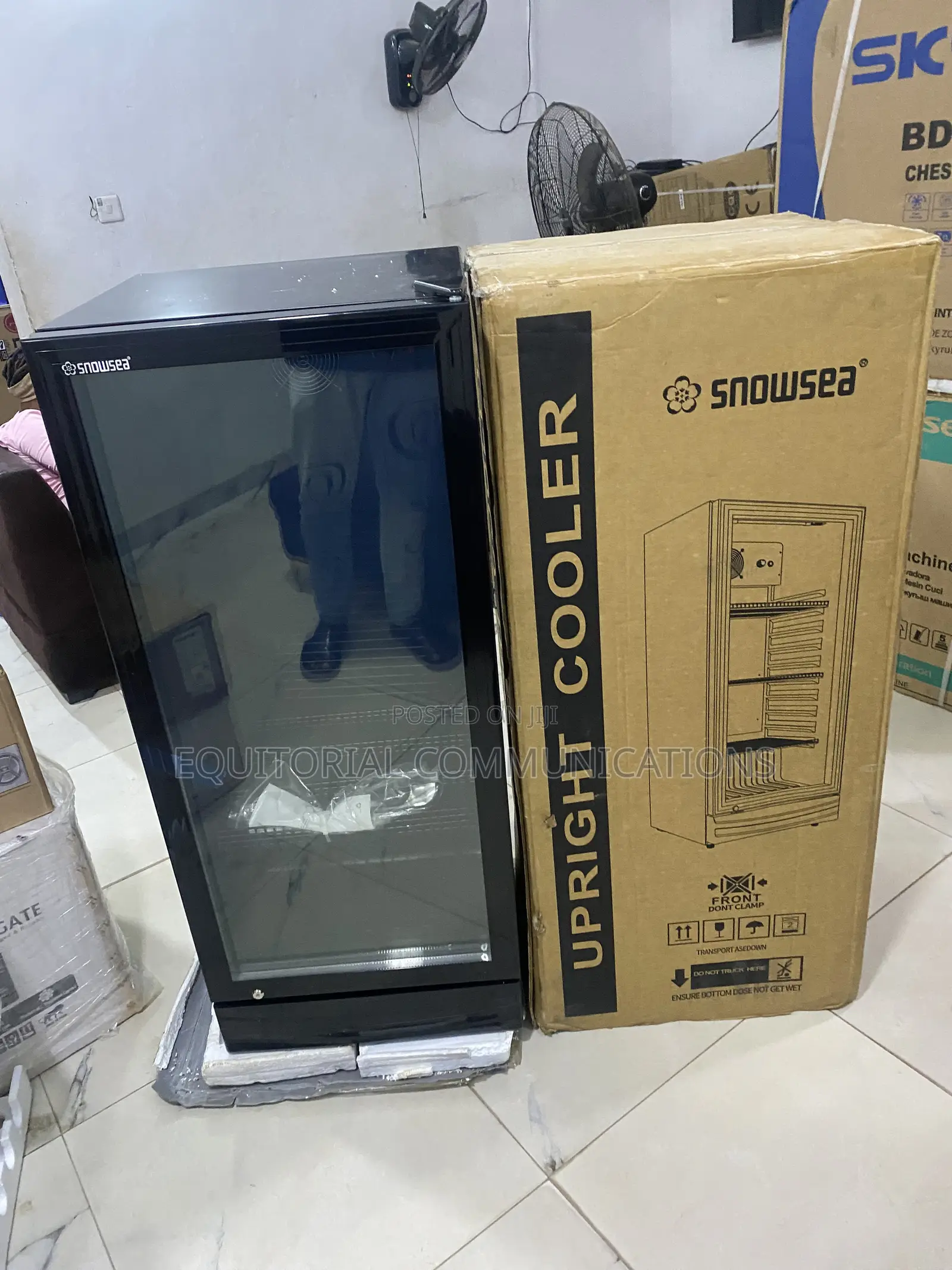 Snowsea 270L Commercial Upright Chiller for Supermarket Beverage Stora