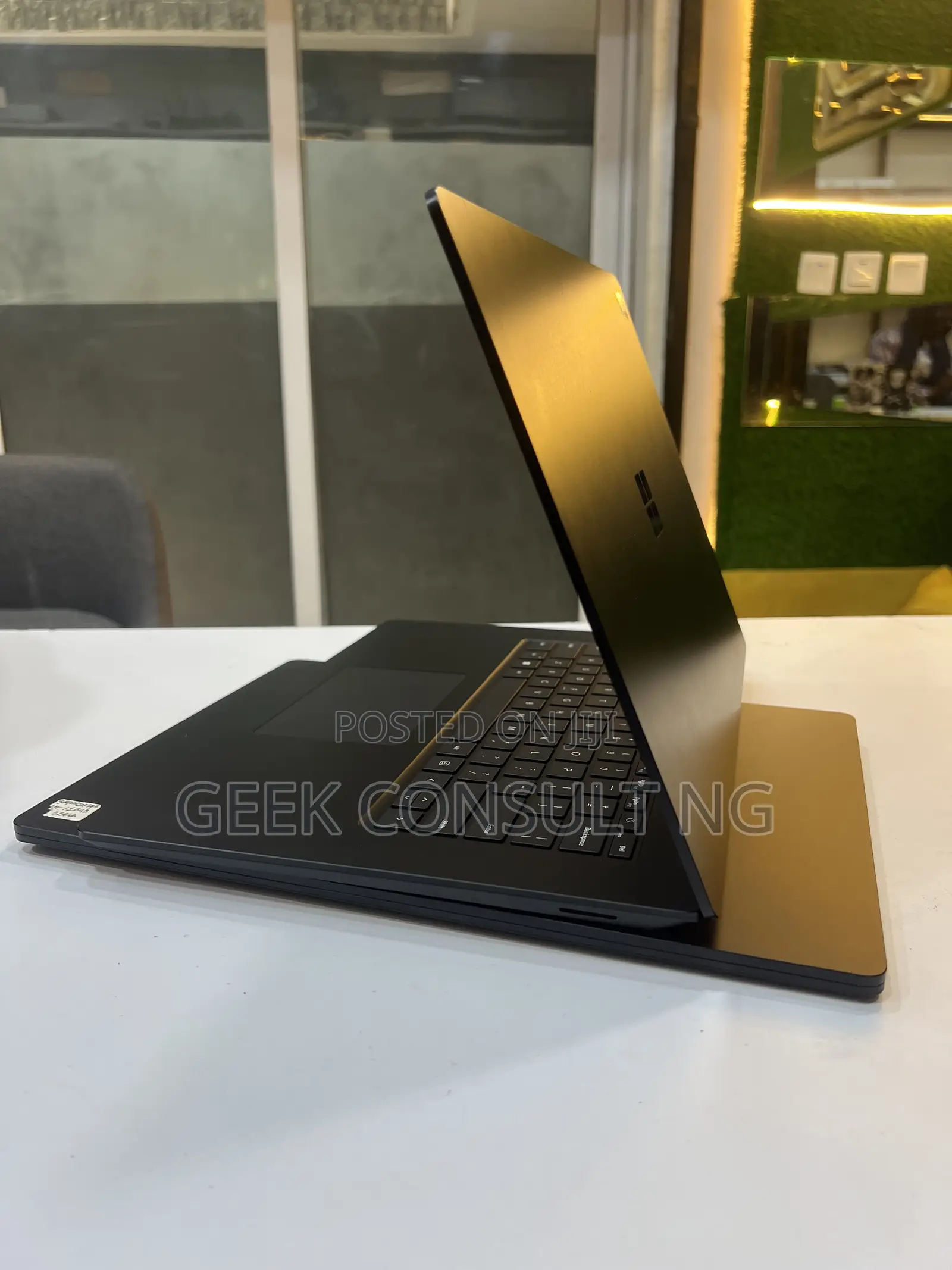 Laptop Microsoft Surface Laptop 5 16GB Intel Core i7 SSD 256GB
