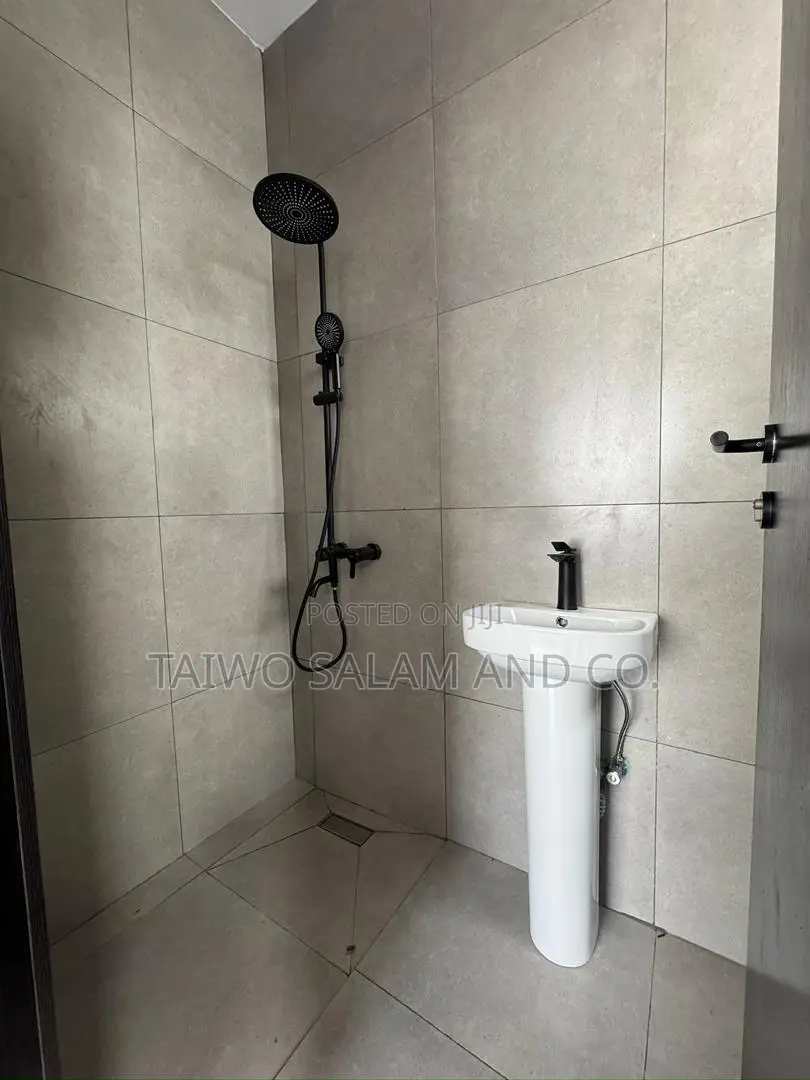 4bdrm Duplex in Bodija for sale