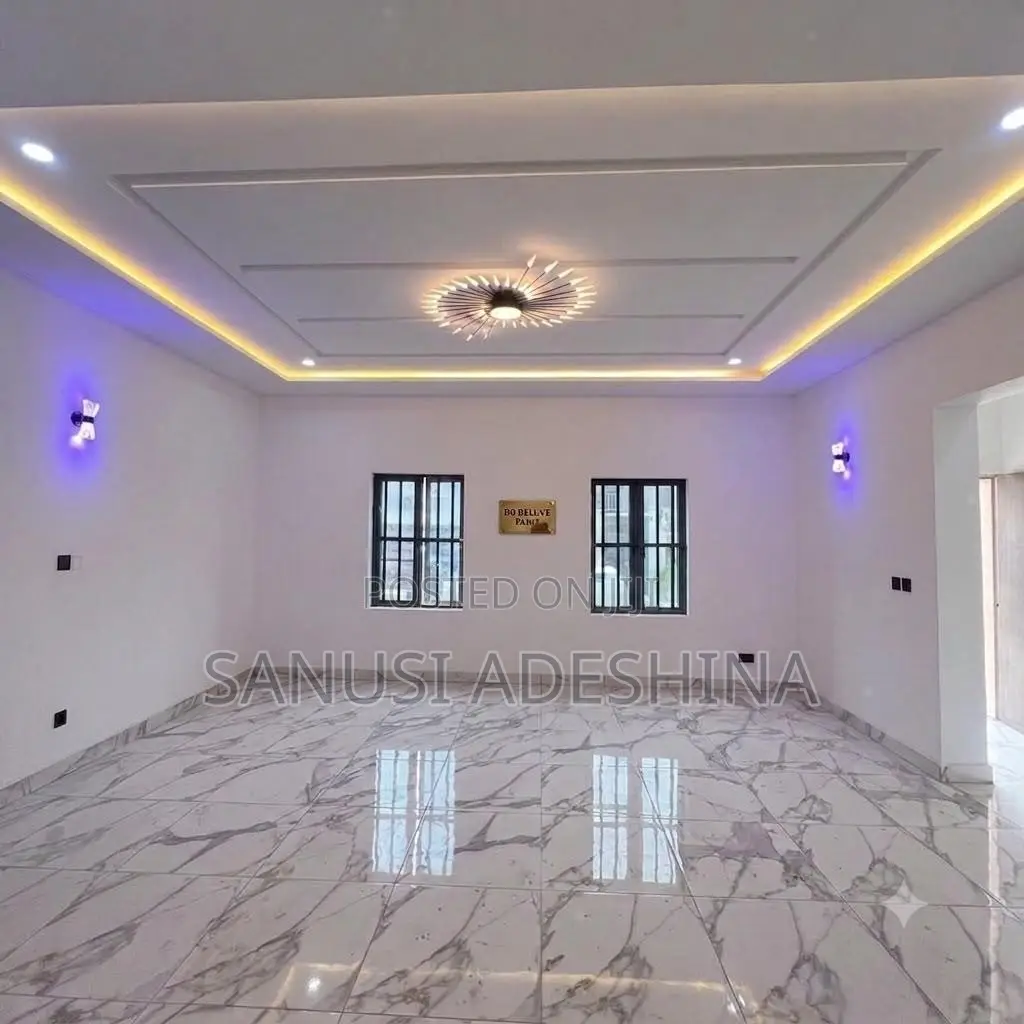 4bdrm Apartment in Guzape Main,Fct for sale