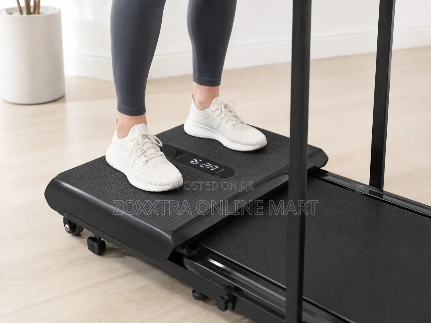 2-in-1 Treadmill + Vibration Plate