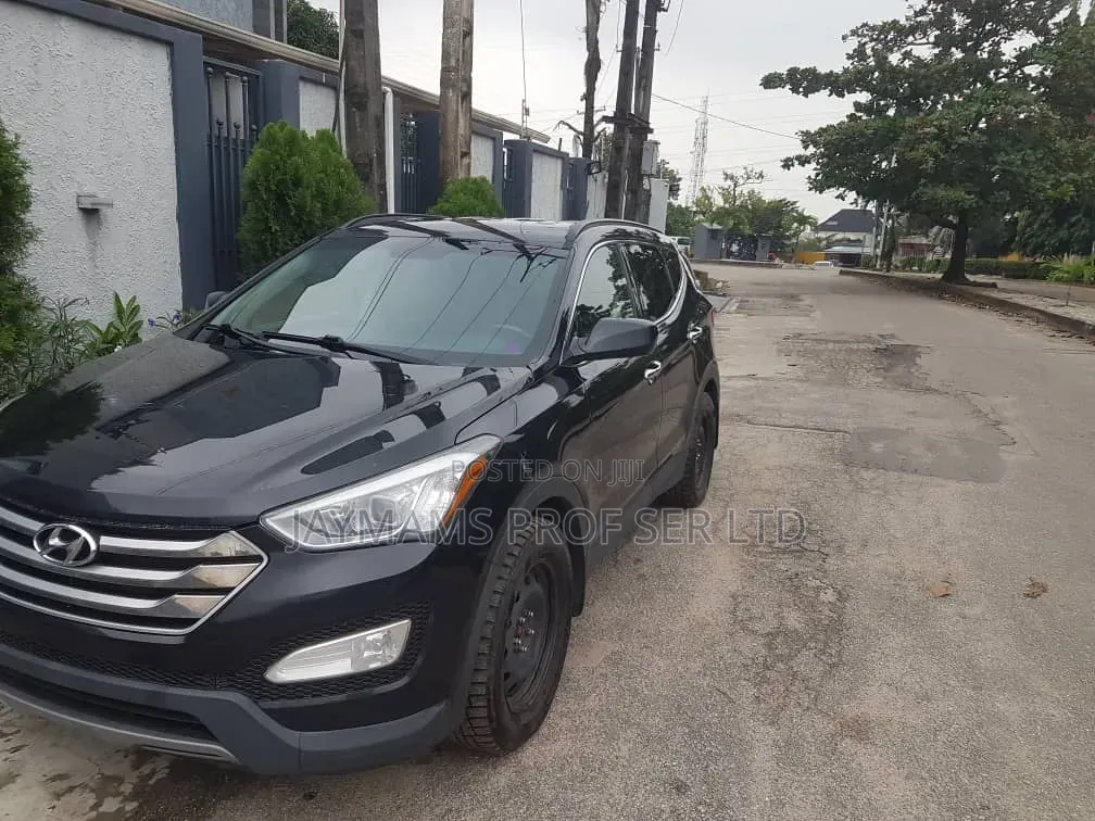 Hyundai Santa Fe GLS 4dr SUV (3.3L 6cyl 6A) 2015 Black
