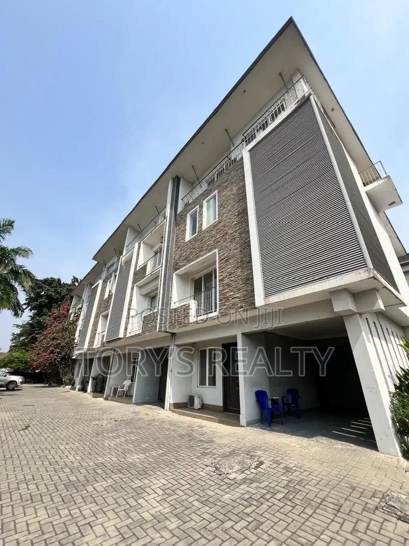 4bdrm Duplex in Ikoyi S.W for rent