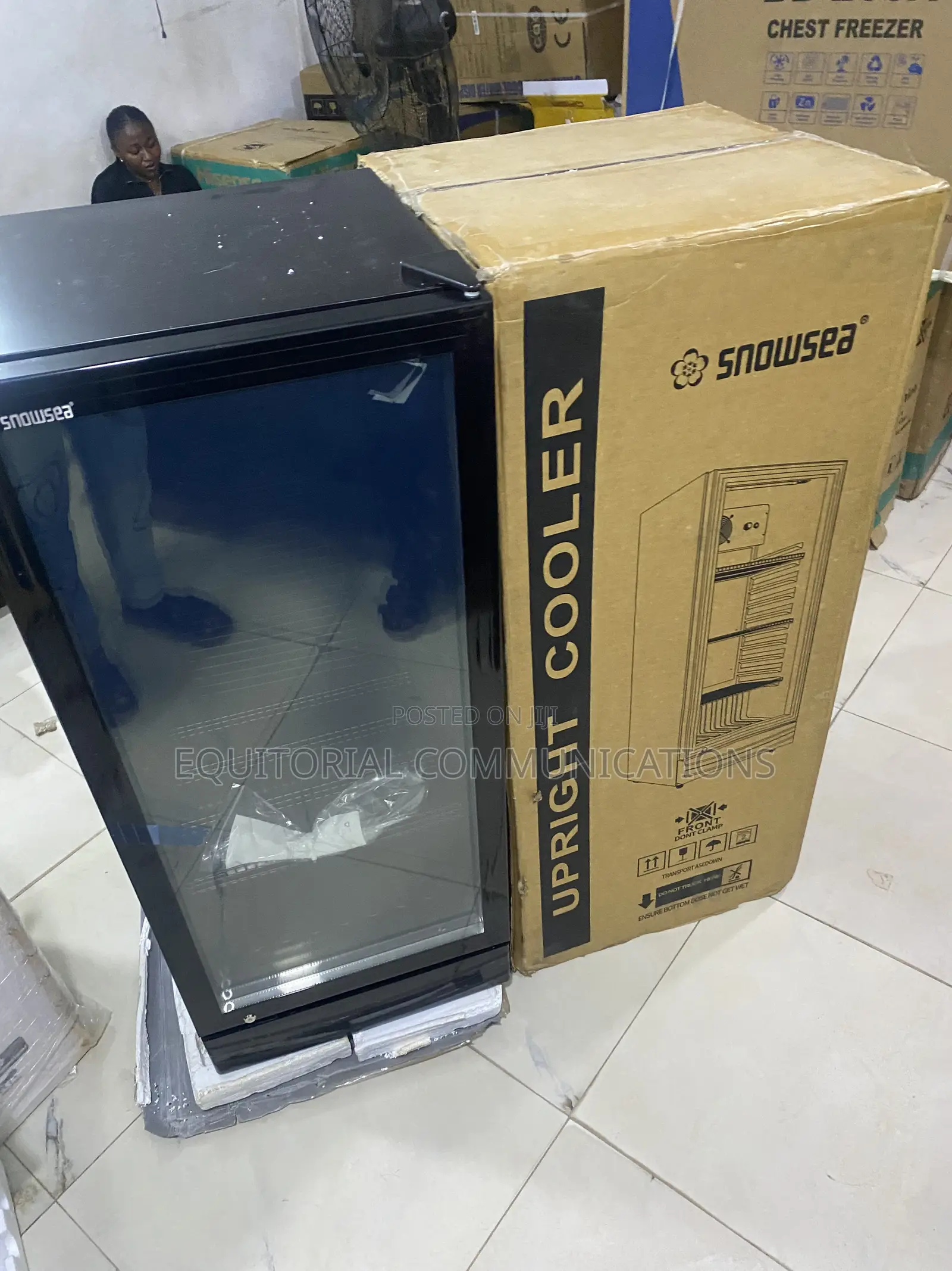 Snowsea 270L Commercial Upright Cooling Refrigerator for Restaurants A