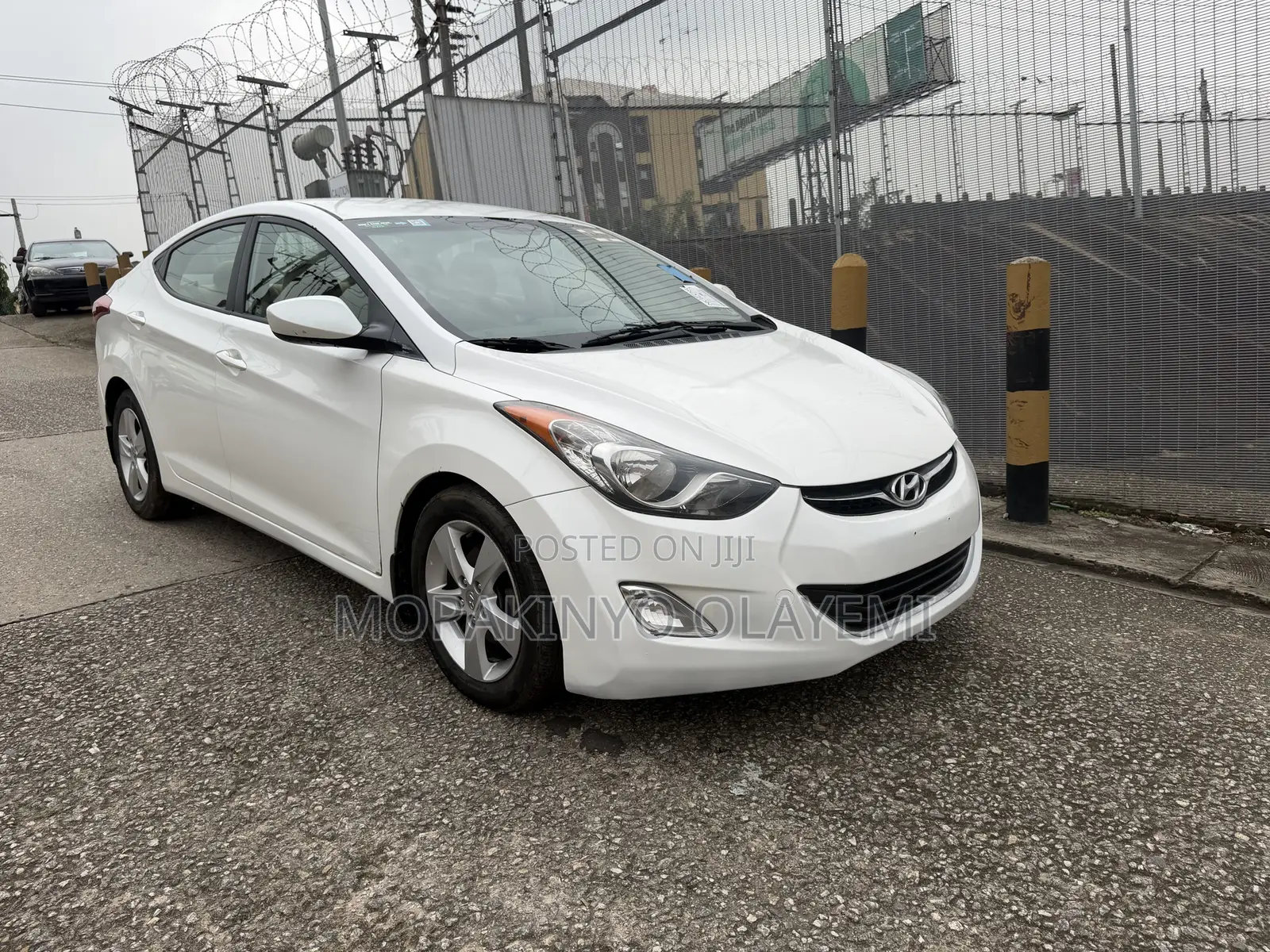 Hyundai Elantra GLS Sedan FWD (1.8L 4cyl 6A) 2013 White