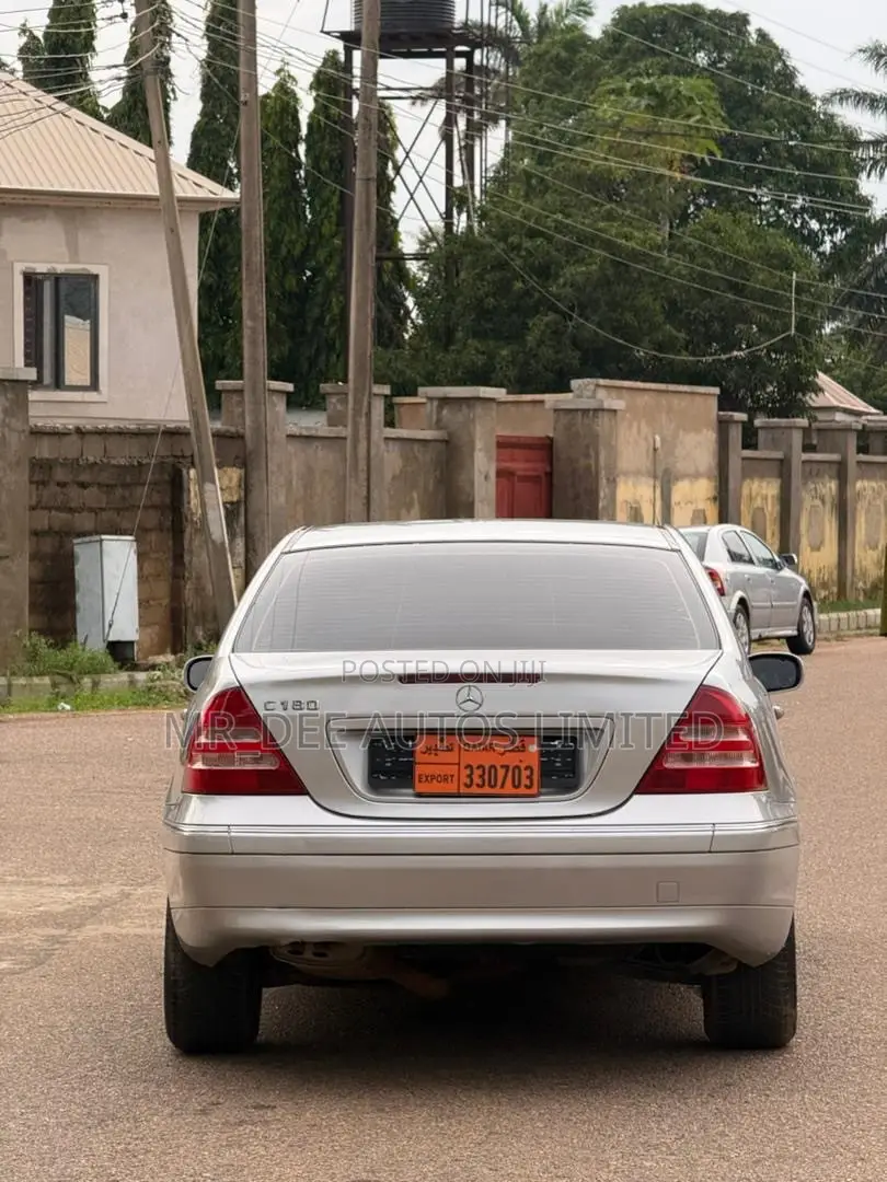 Mercedes-Benz C180 2005 Silver
