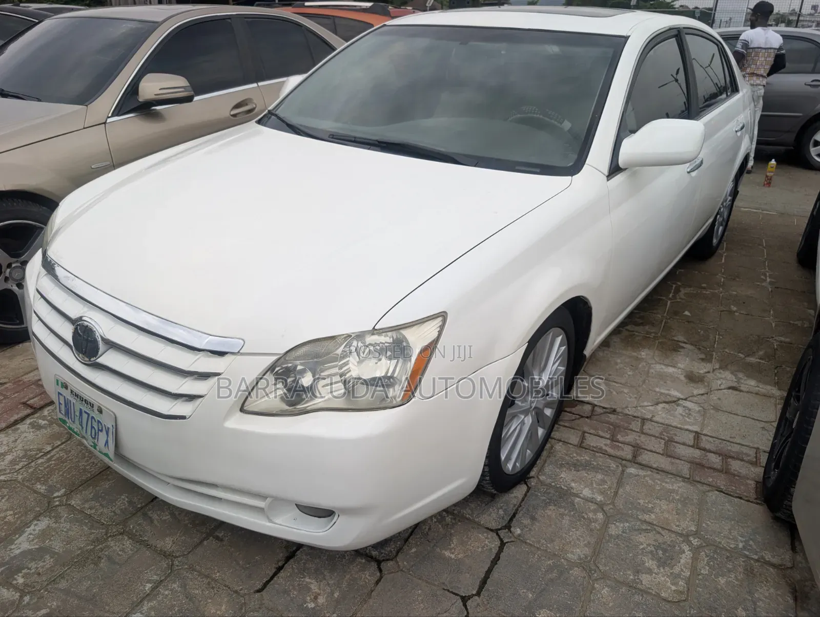 Toyota Avalon 2005 White