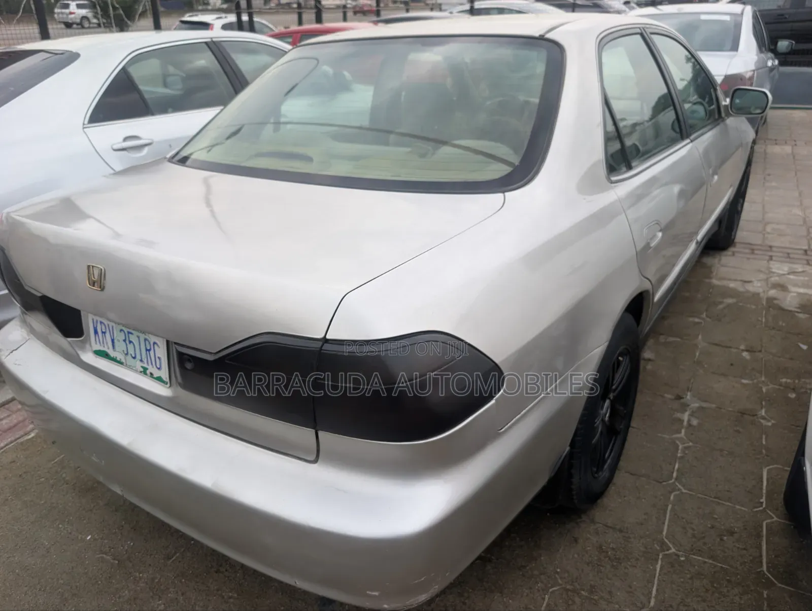 Honda Accord 2000 Gray