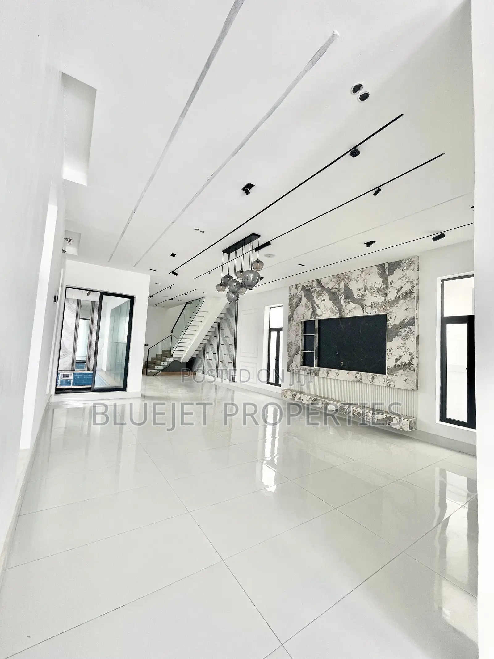 Furnished 5bdrm Duplex in Ajah for sale