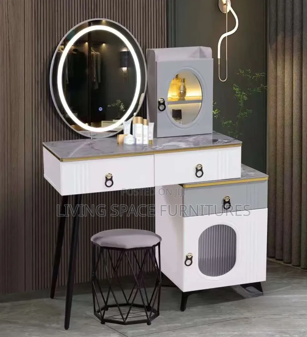 Luxury Dresser Table Set