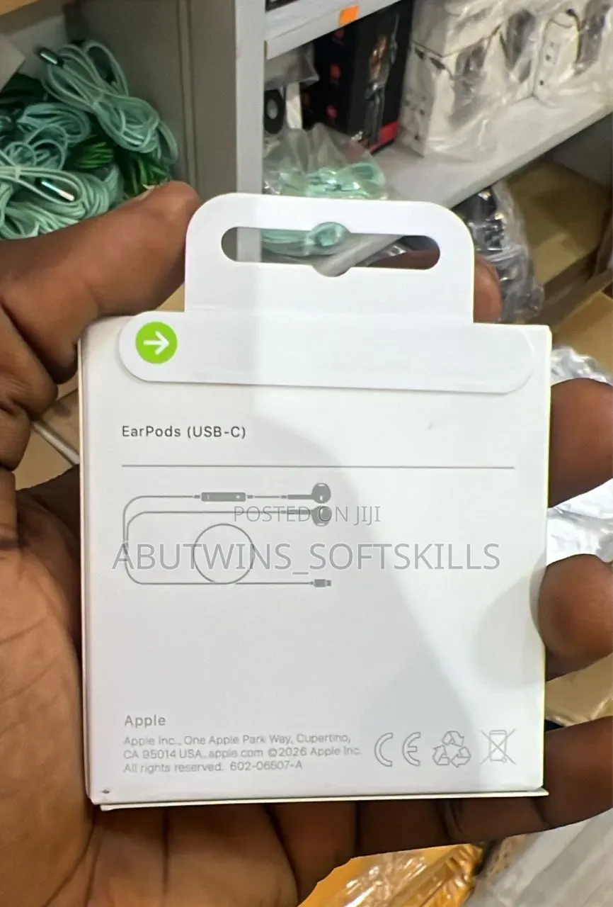 Brand New Apple Earpods USB-C