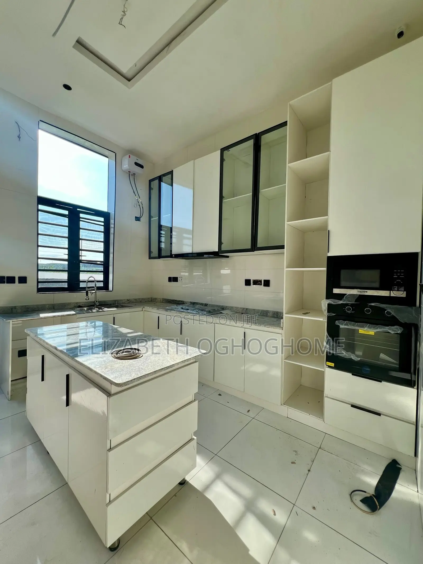 4bdrm Duplex in Sangotedo for sale