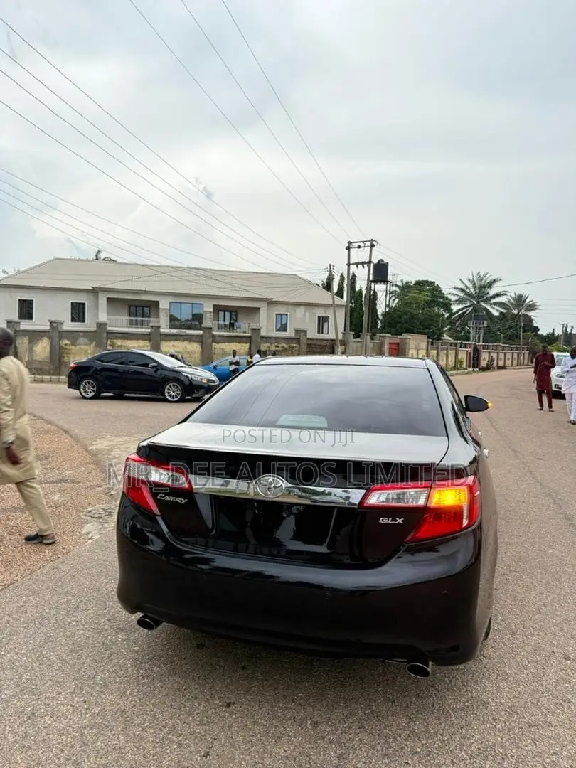 Toyota Camry 2013 Black