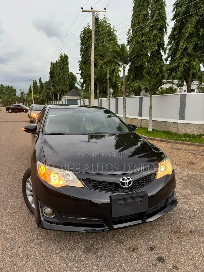 Toyota Camry 2013 Black