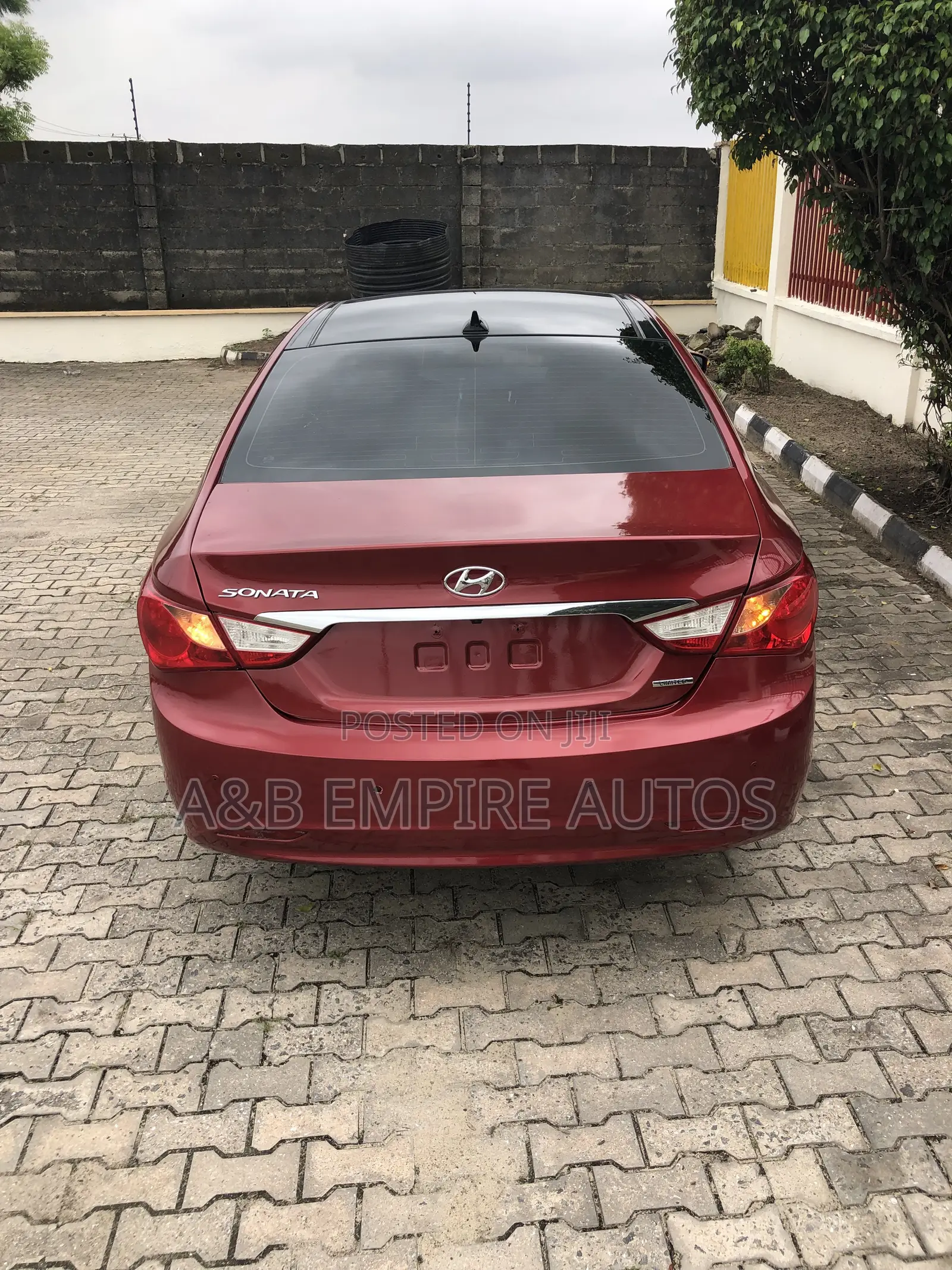 Hyundai Sonata 2012 Red