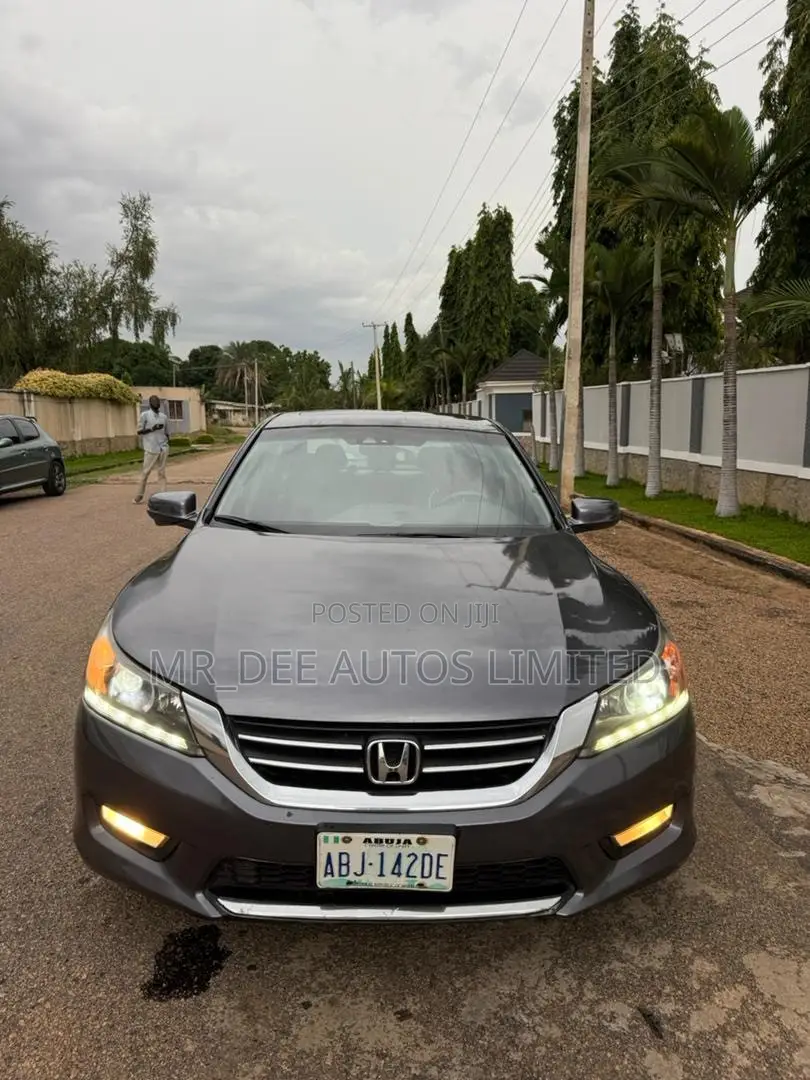 Honda Accord EX-L V-6 4dr Sedan FWD (3.5L 6cyl 6A) 2013 Gray
