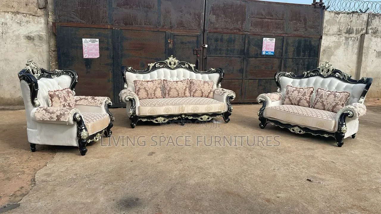Executive Royal Sofa Chairs by 7Seaters