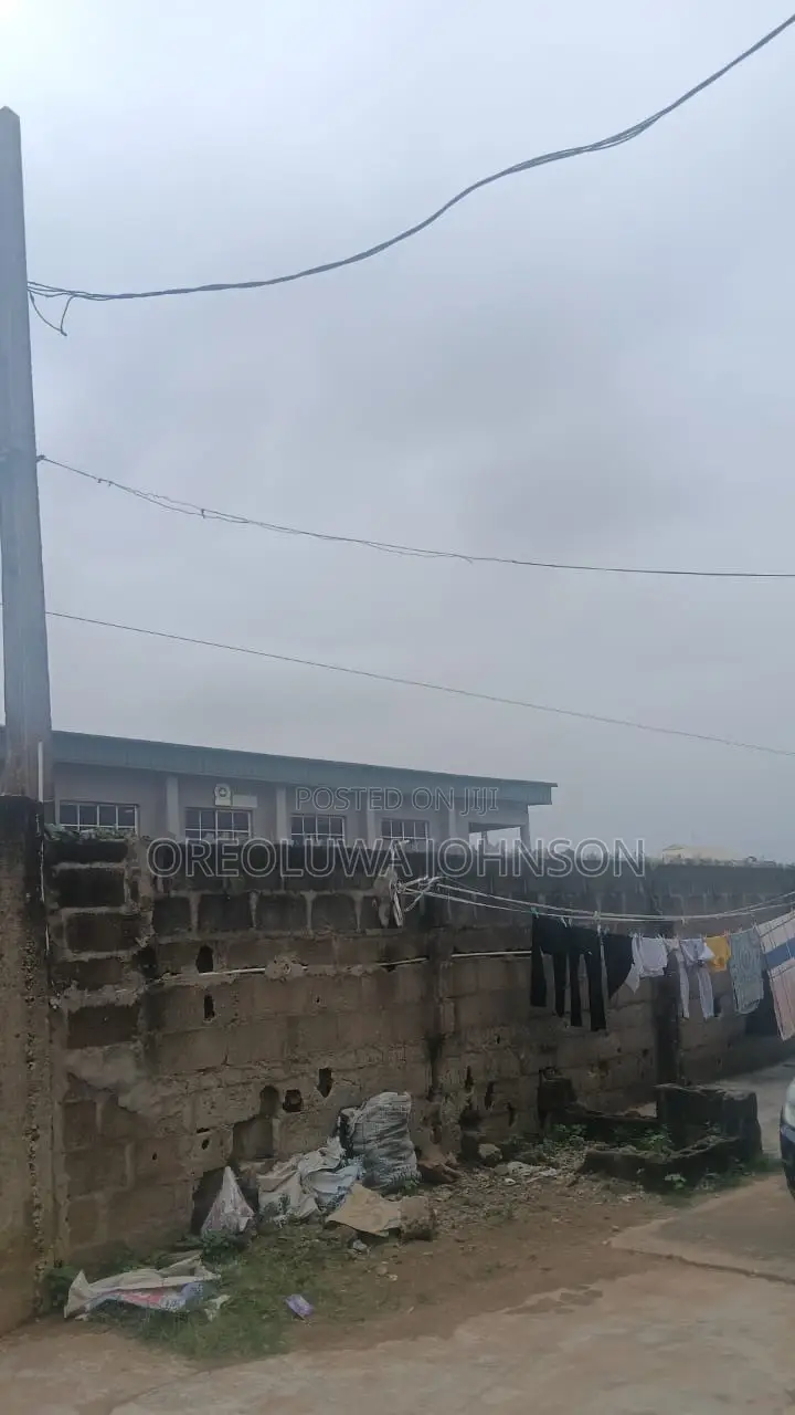 2bdrm Block of Flats in Governors Road for sale
