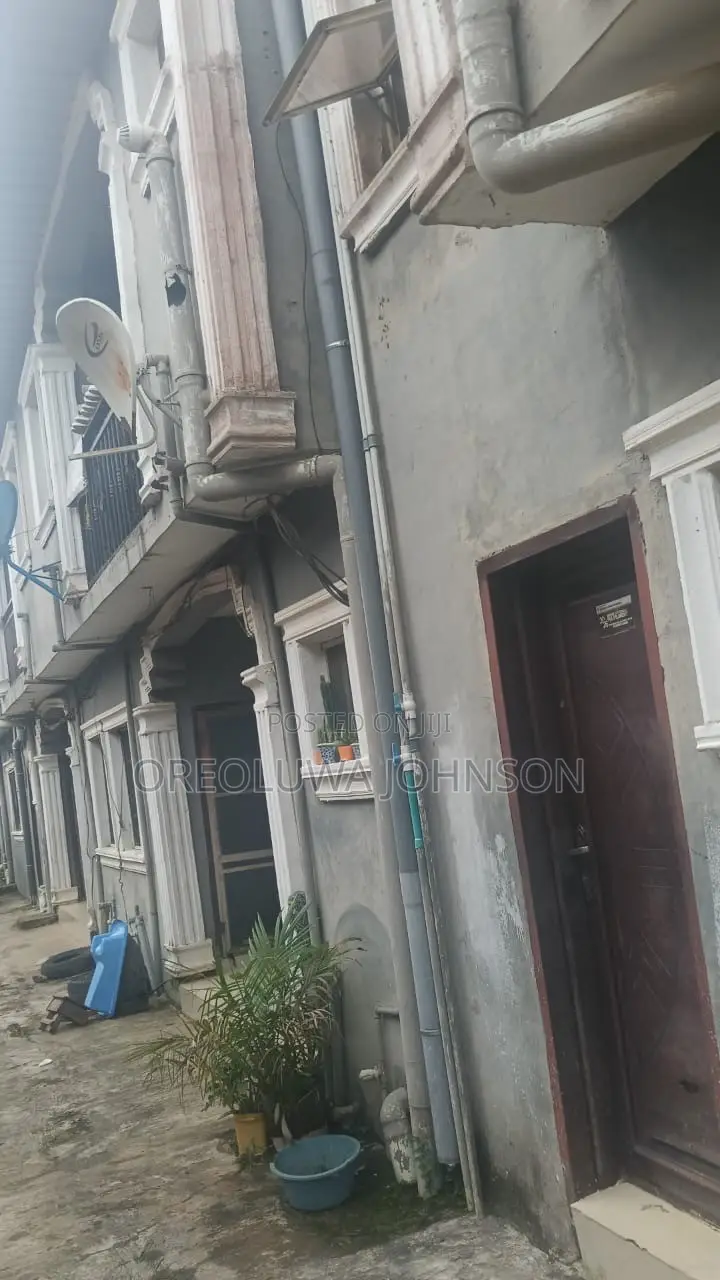 2bdrm Block of Flats in Governors Road for sale